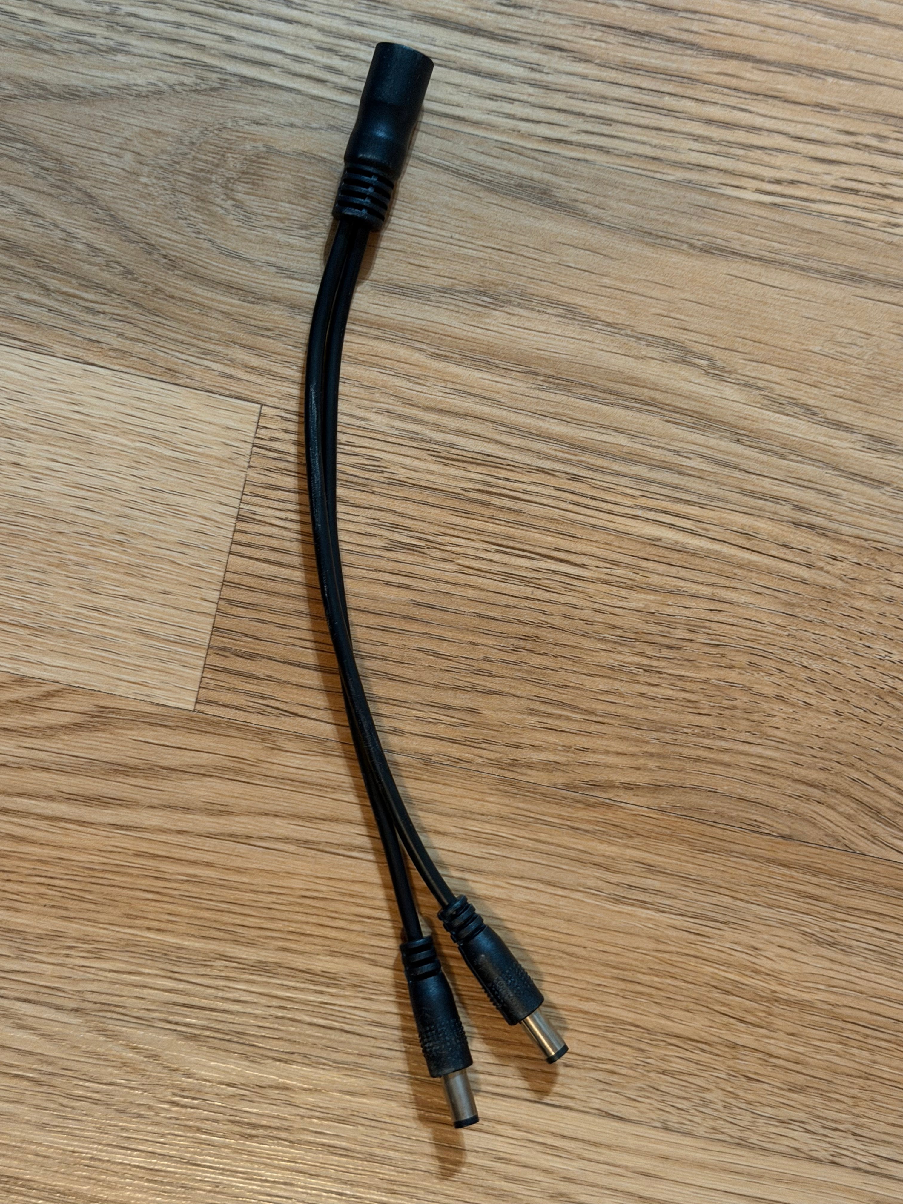 Light Charger Splitter Cable